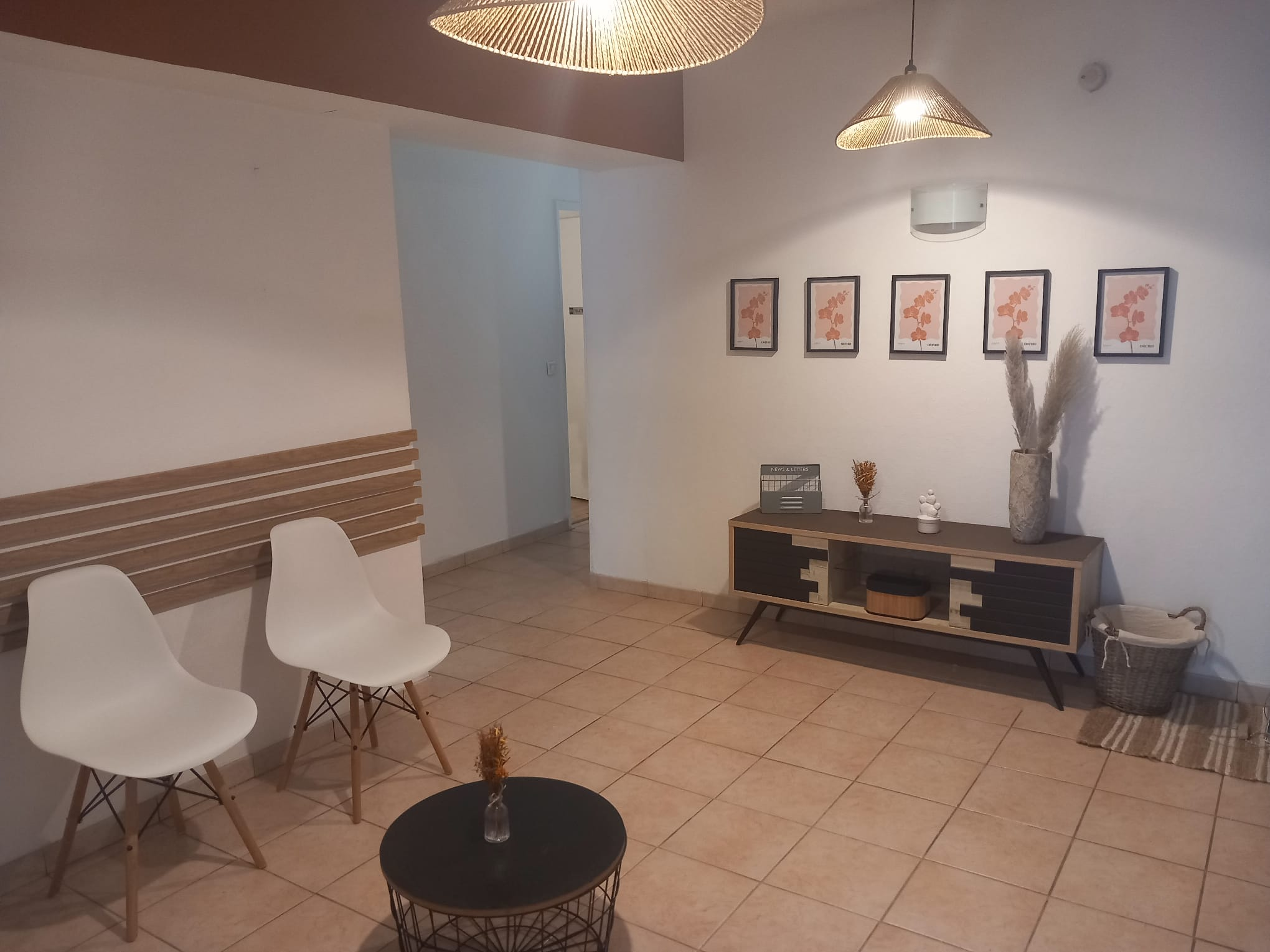 Salle d’attente chaleureuse de So Soluce